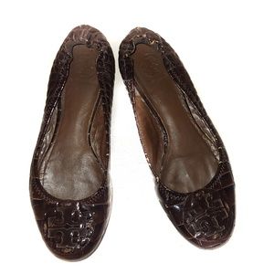 Tory Burch Reva Flats in Brown Gator Patent Size 9